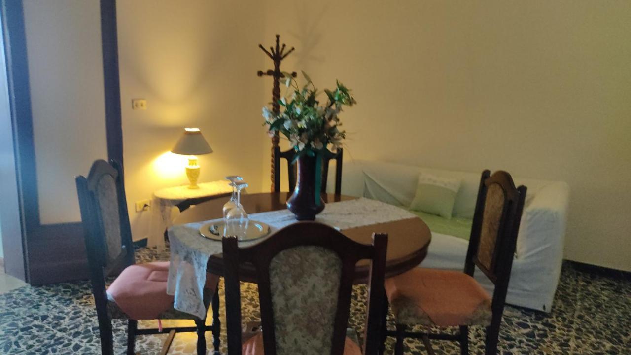 דירות קפנולי Holiday House I Colli Pisani מראה חיצוני תמונה
