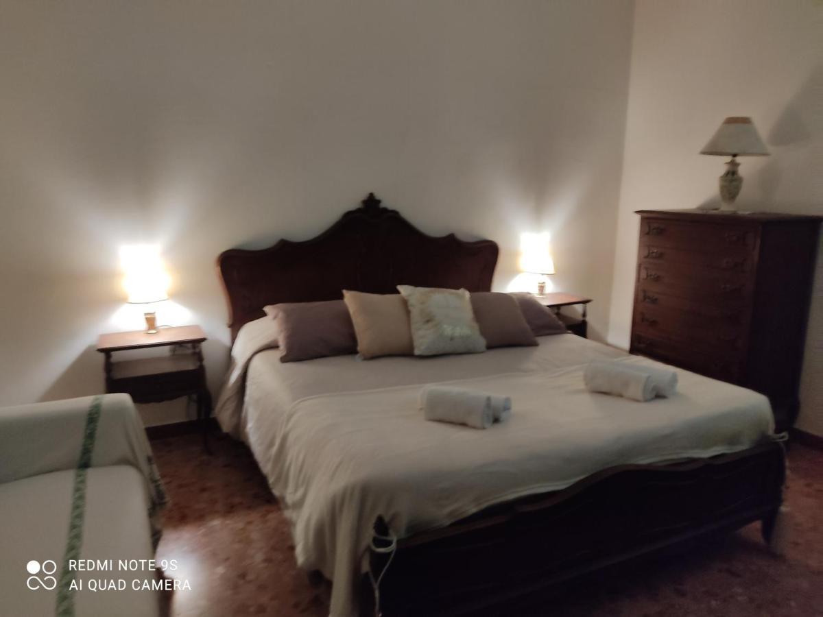 דירות קפנולי Holiday House I Colli Pisani מראה חיצוני תמונה